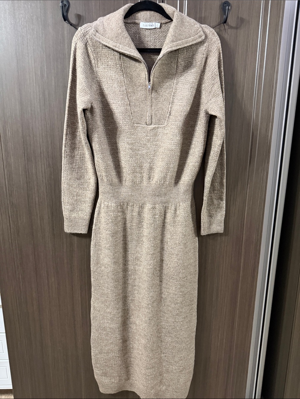 JustFab Taupe Knit Zip-Front Long-Sleeve Midi Dress